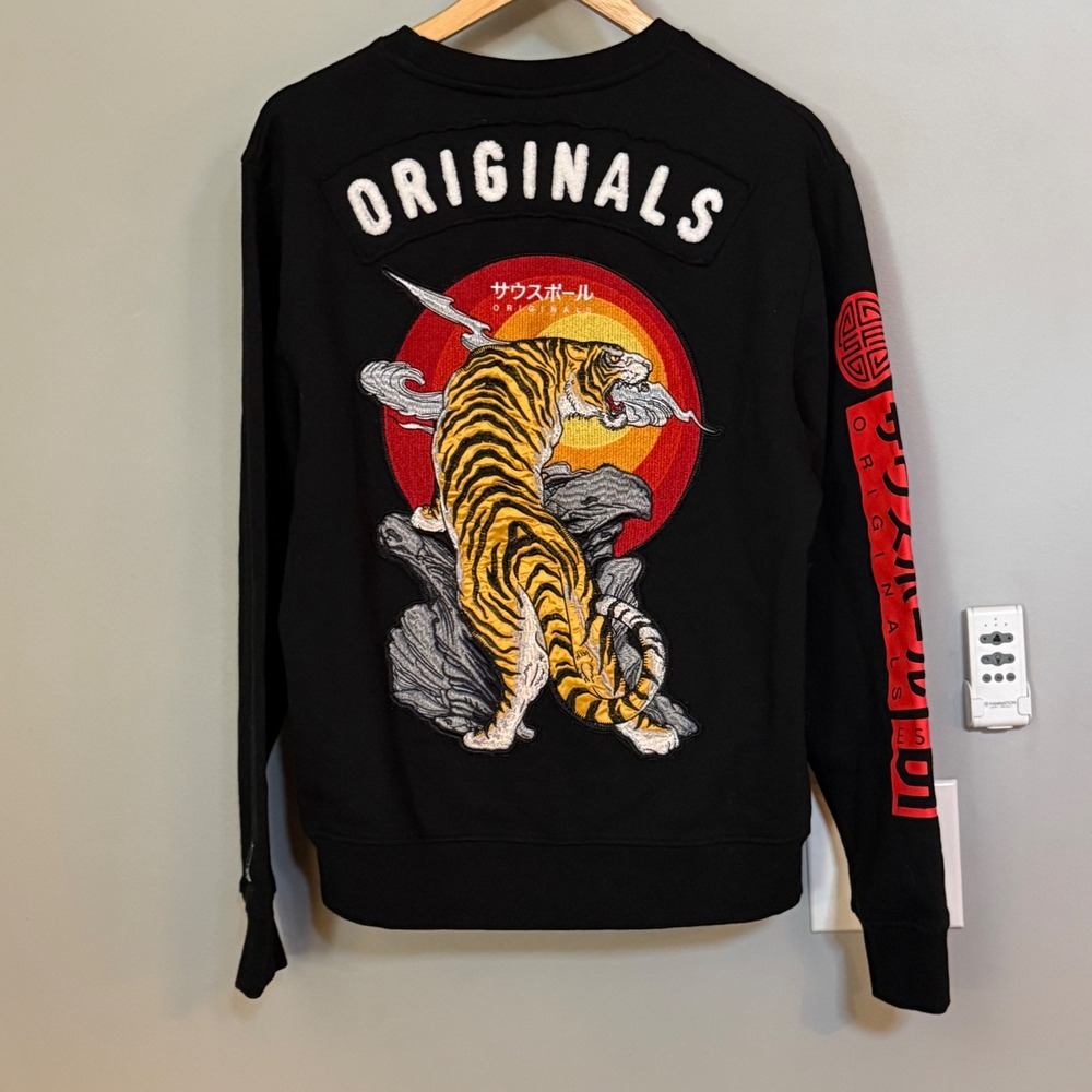 Southpole Originals Black Tiger‎ Graphic Crewneck Sweatshirt Size M